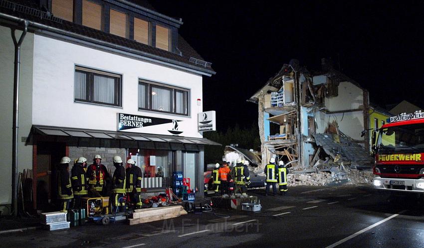 Hausexplosion Bruehl bei Koeln Pingsdorferstr P147.JPG